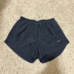 Nike Women’s Tempo Shorts (M)